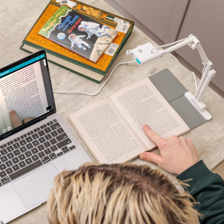 5-megapixel Doc Camera with Arm Extender | OKIOCAM T